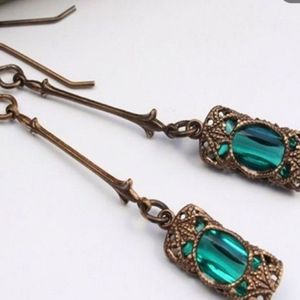 Vintage bronze engraving flower earrings